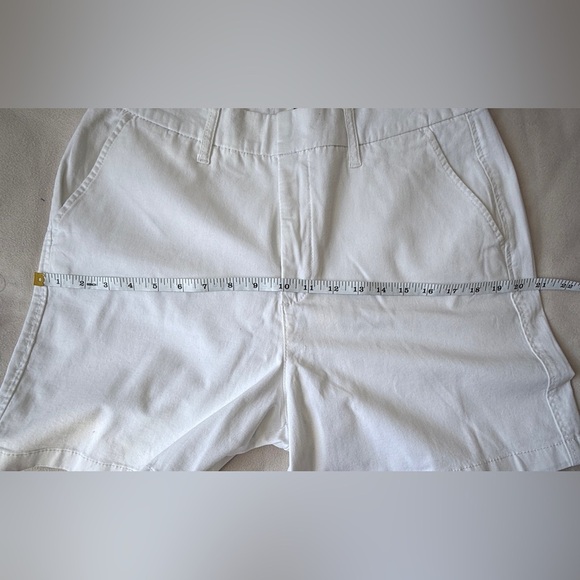 Anne Klein White Cotton Shorts Size 10 NWT (No Tags) - Picture 7 of 7